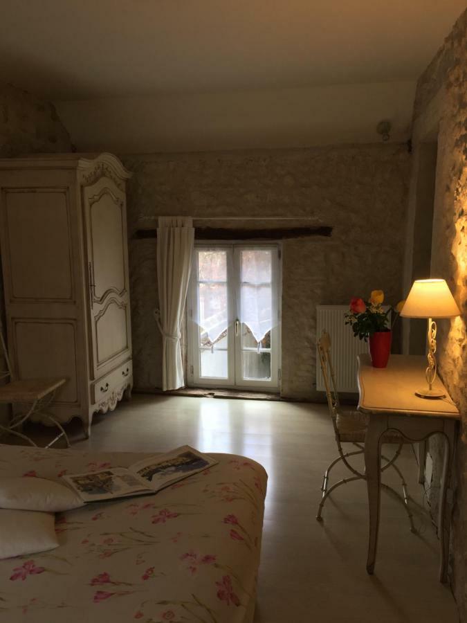 Bed and Breakfast Le Clos Tilia à Cléry-Saint-André Extérieur photo