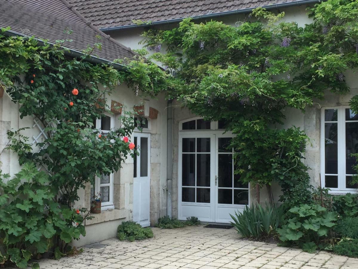 Bed and Breakfast Le Clos Tilia à Cléry-Saint-André Extérieur photo