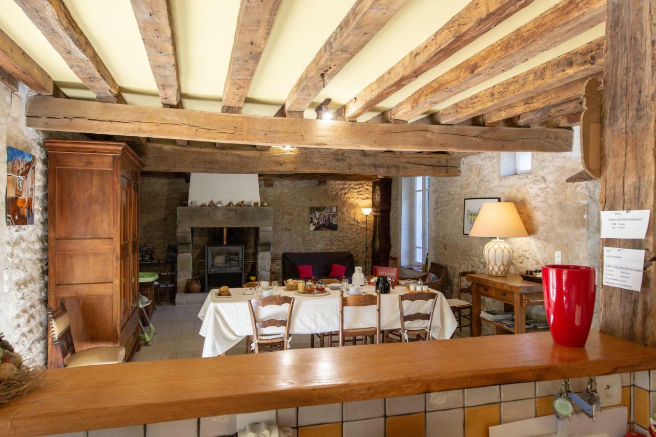 Bed and Breakfast Le Clos Tilia à Cléry-Saint-André Extérieur photo